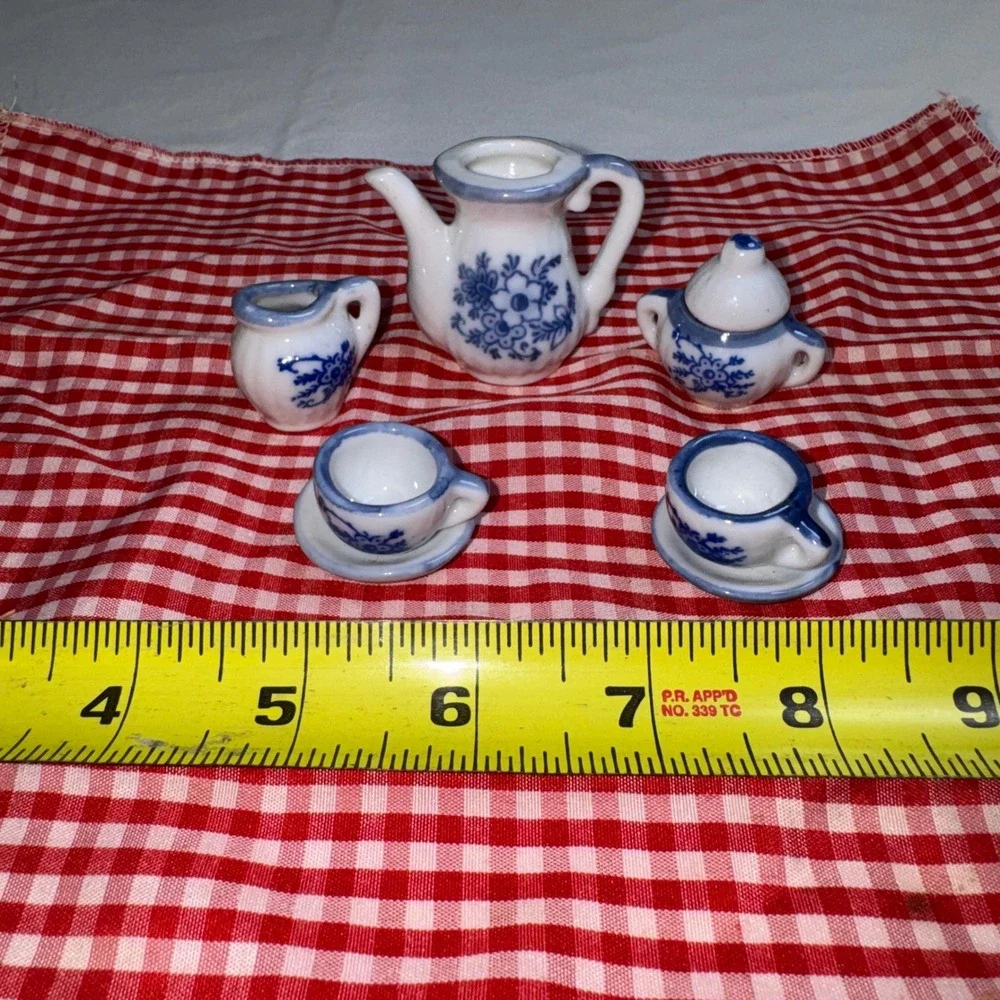 N/A miniature picnic